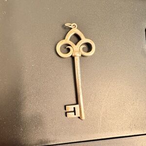 Vintage Gold Skeleton Key Wall Decor